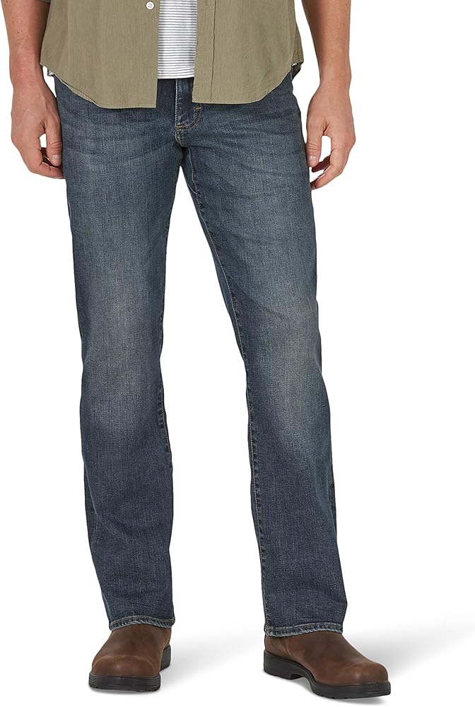 Lee Men's Legendary Regular Boot Jean